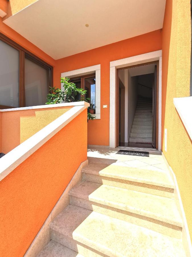 Villa Lamanova ロヴィニ エクステリア 写真